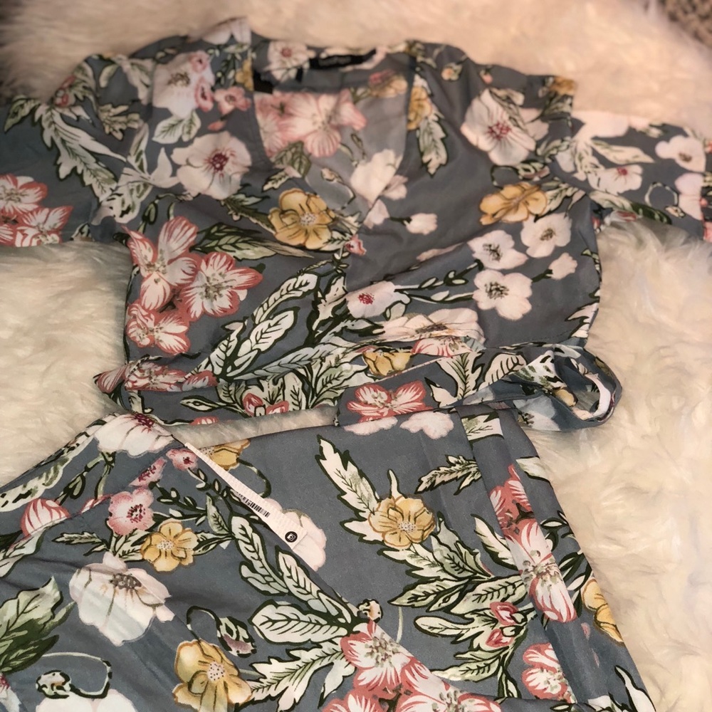 Matching set - Picture 2 of 2